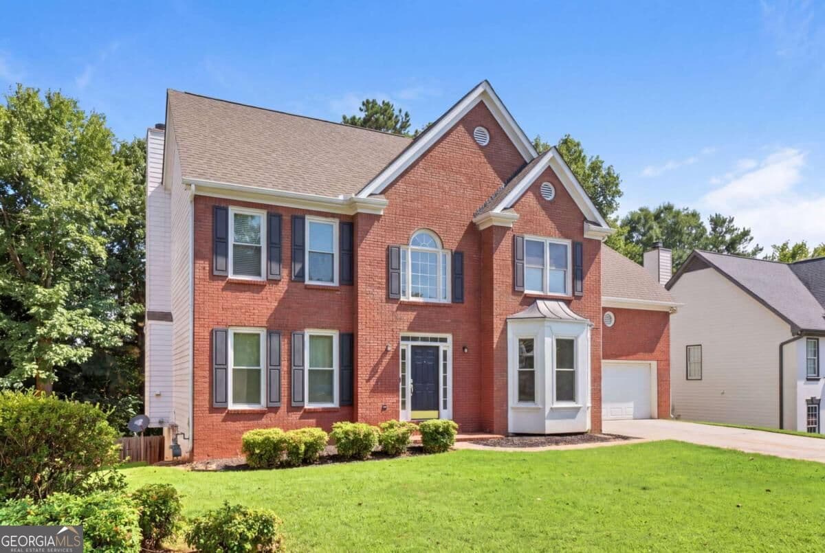 7 bedroom, 4 bathroom single family residence for sale at 3819 Clearbrooke Way, Duluth, GA 30097 — photo 3