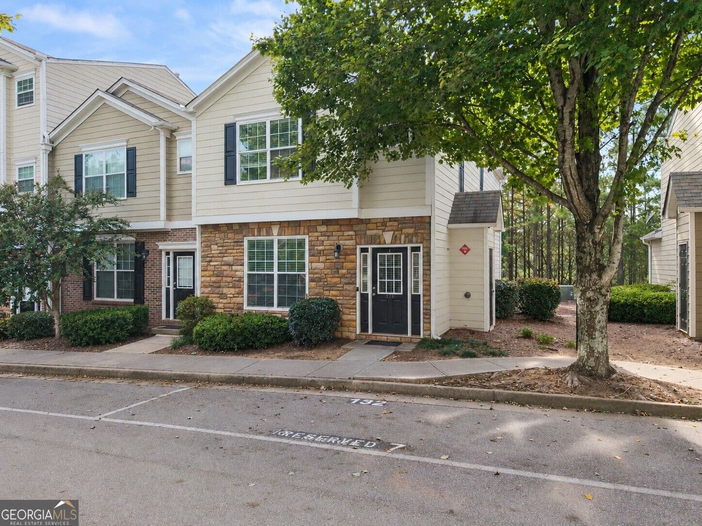 2 bedroom, 2.5 bathroom, 1,313 sq ft townhouse for sale at 126 Riverstone Commons Circle, Canton, GA 30114