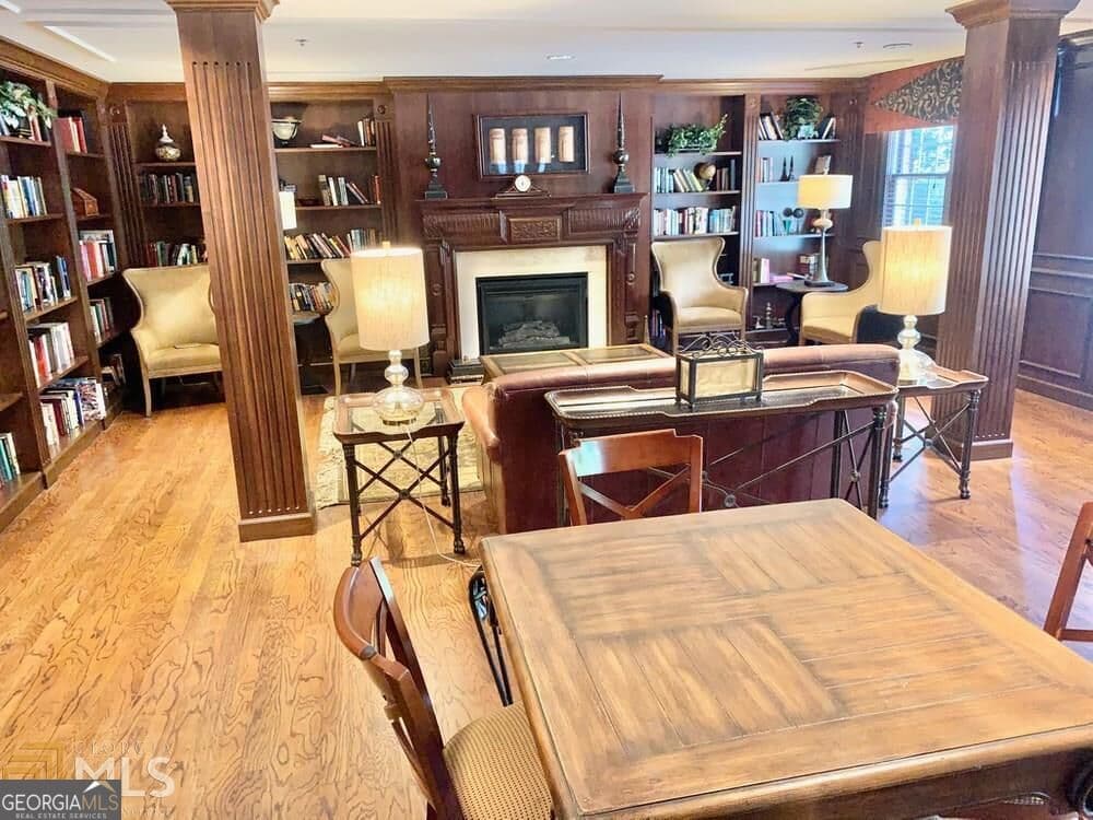 2 bedroom, 2 bathroom, 1,355 sq ft condominium for sale at 1735 Peachtree Street 212, Atlanta, GA 30309 — photo 9