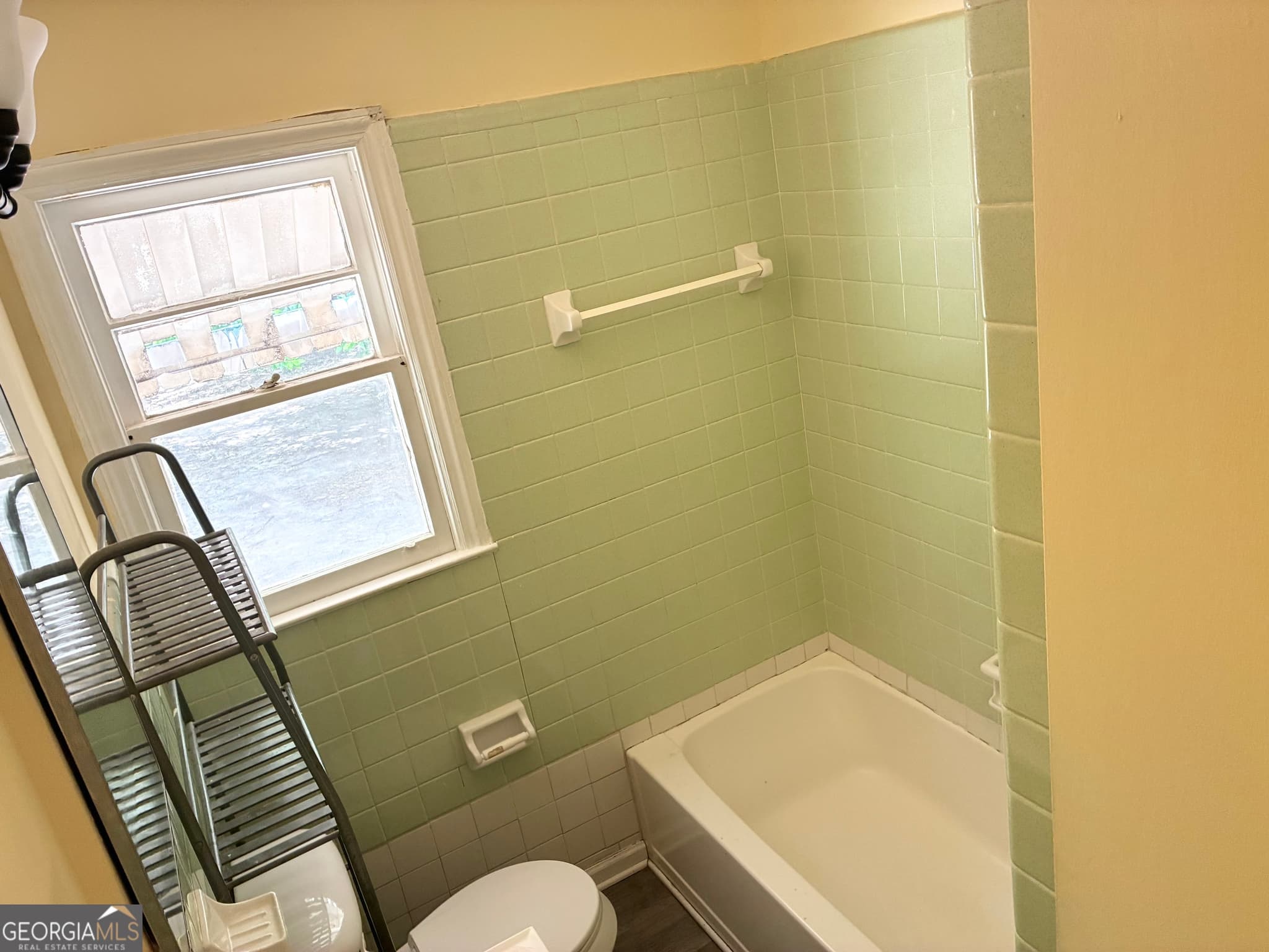 2 bedroom, 1 bathroom, 960 sq ft single family residence for sale at 513 Lynmore Circle, Macon, GA 31206 — photo 5