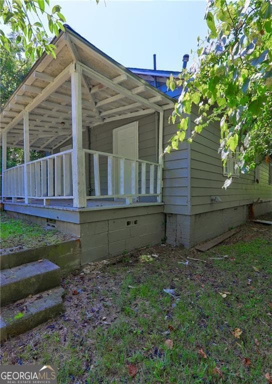 3 bedroom, 1 bathroom, 1,344 sq ft single family residence for sale at 120 Caraker Avenue, Milledgeville, GA 31061 — photo 6