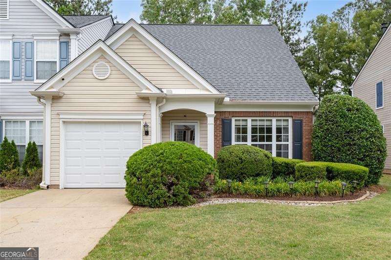 3 bedroom, 2.5 bathroom, 1,478 sq ft townhouse sold at 5368 Medlock Corners Drive, Peachtree Corners, GA 30092