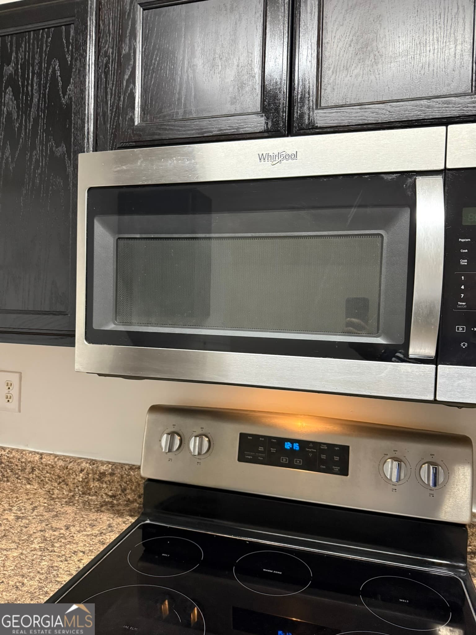 3 bedroom, 2 bathroom, 1,292 sq ft single family residence for rent at 10201 Fairington Ridge Circle, Lithonia, GA 30038 for $1,500 a month — photo 8