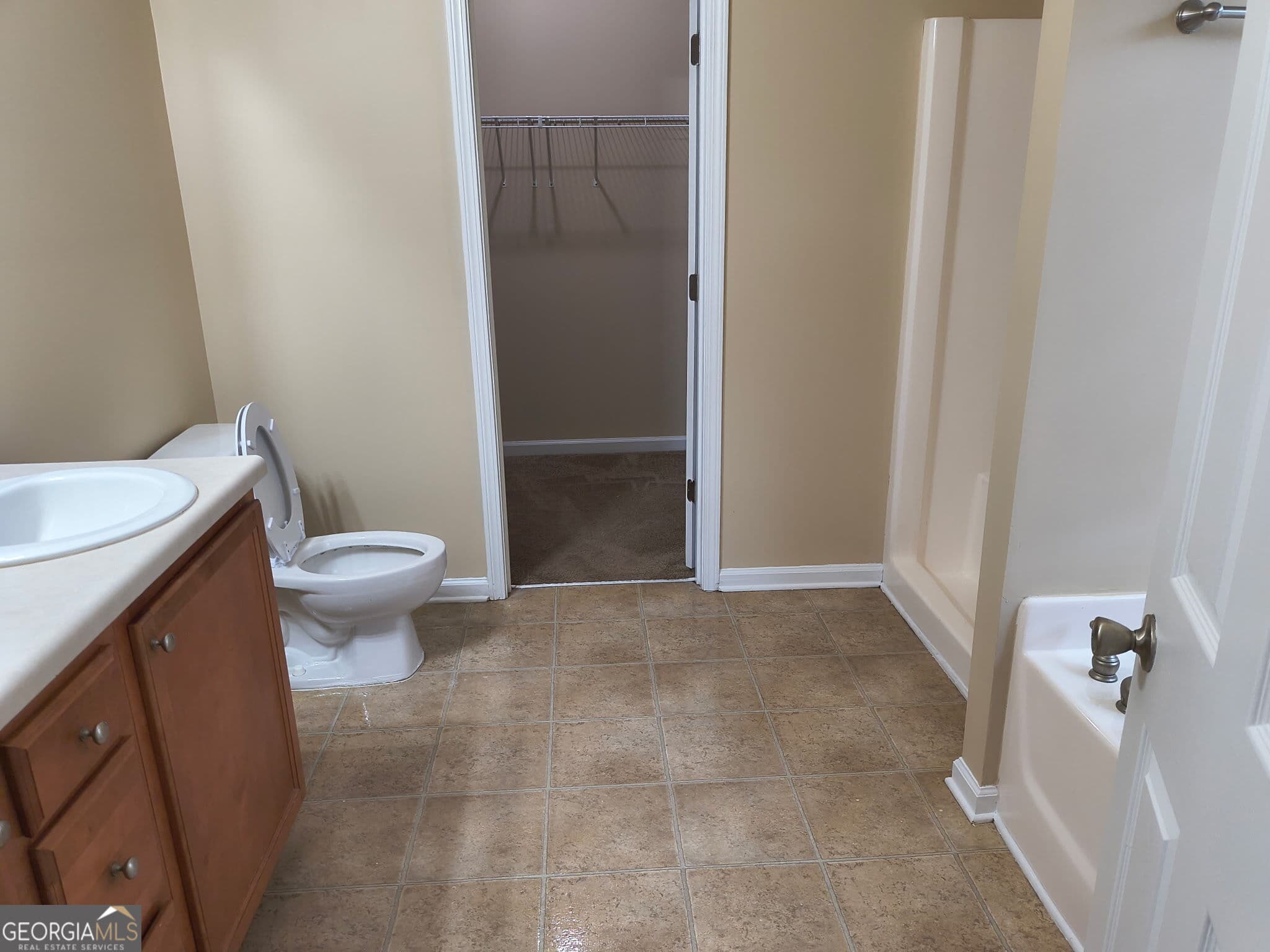 3 bedroom, 2 bathroom, 1,440 sq ft single family residence for rent at 221 Polo Lane, Locust Grove, GA 30248 for $2,100 a month — photo 10