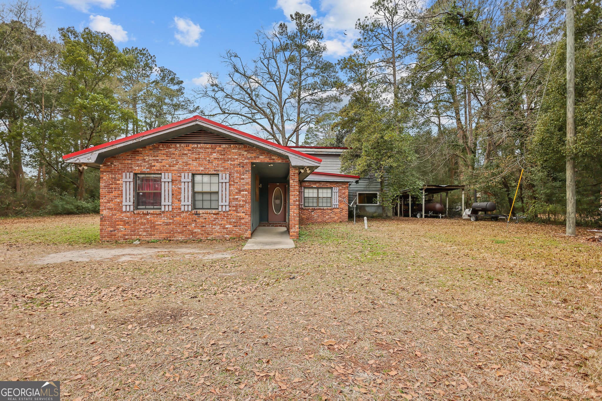 4 bedroom, 2.5 bathroom, 2,946 sq ft single family residence for sale at 412 S Willow Street, Jesup, GA 31546