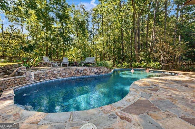 4 bedroom, 2.5 bathroom, 3,065 sq ft single family residence for sale at 343 Ironhill Trace, Woodstock, GA 30189