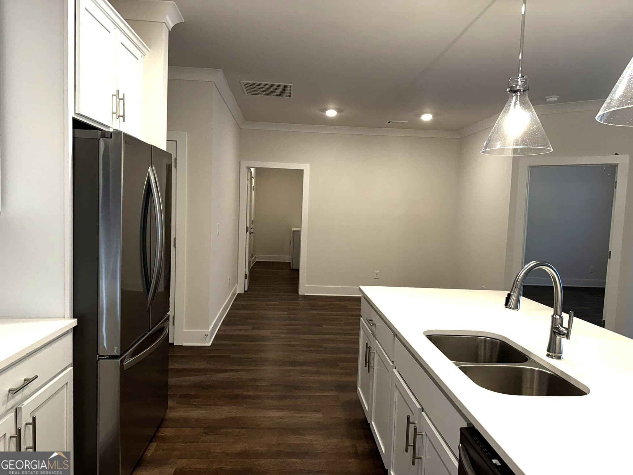2 bedroom, 2 bathroom, 1,526 sq ft townhouse for sale at 65 Village Court, Cleveland, GA 30528 — photo 6