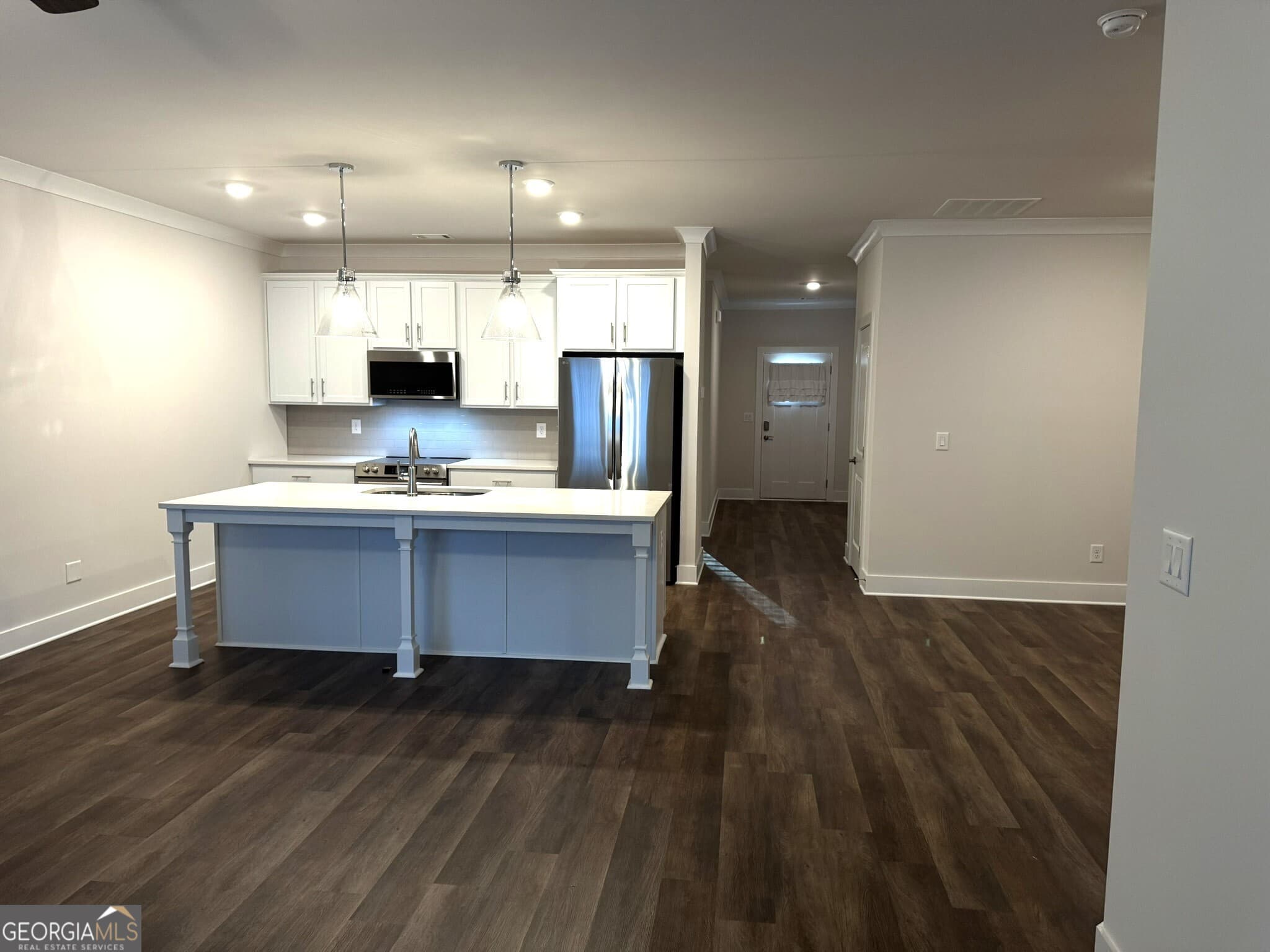 2 bedroom, 2 bathroom, 1,526 sq ft townhouse for sale at 65 Village Court, Cleveland, GA 30528 — photo 7