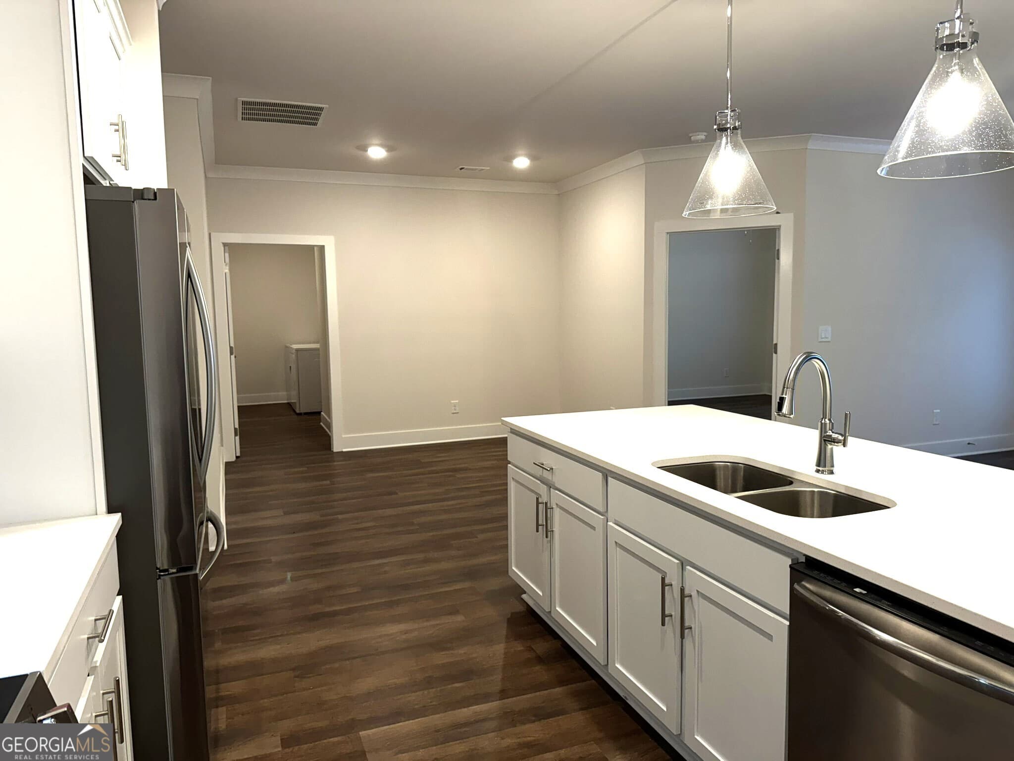 2 bedroom, 2 bathroom, 1,526 sq ft townhouse for sale at 65 Village Court, Cleveland, GA 30528 — photo 5