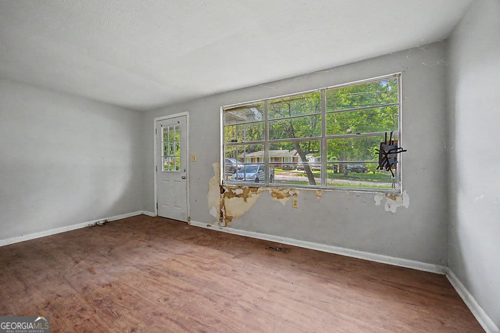 3 bedroom, 1 bathroom, 1,300 sq ft single family residence for sale at 129 Alton Road, Macon, GA 31211 — photo 7