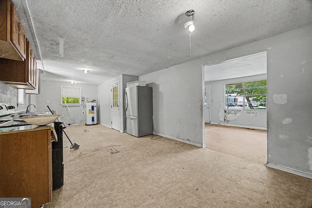 3 bedroom, 1 bathroom, 1,300 sq ft single family residence for sale at 129 Alton Road, Macon, GA 31211 — photo 9