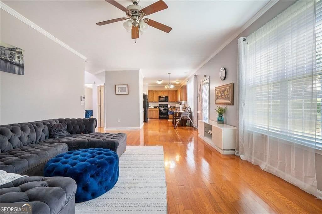 4 bedroom, 2.5 bathroom, 2,217 sq ft single family residence for sale at 2289 Pate Brook Road, Snellville, GA 30078 — photo 4