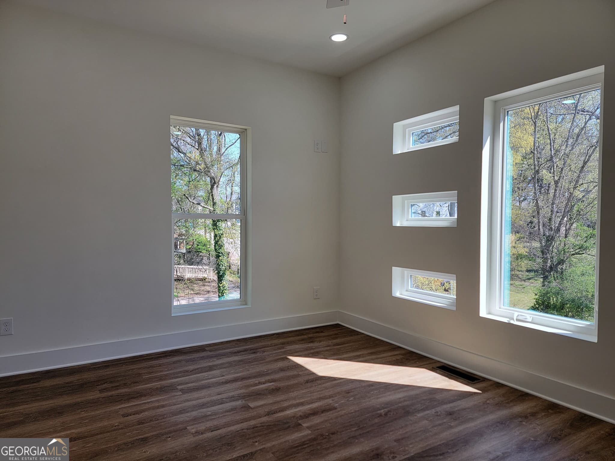 4 bedroom, 4 bathroom, 1,600 sq ft townhouse for rent at 1351 Brewster Street 3, Atlanta, GA 30310 for $2,500 a month — photo 7