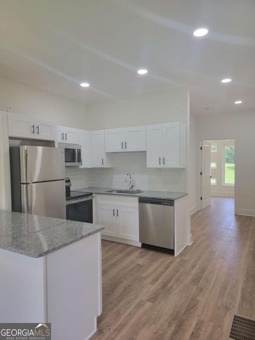 4 bedroom, 4 bathroom, 1,600 sq ft townhouse for rent at 1351 Brewster Street 3, Atlanta, GA 30310 for $2,500 a month — photo 4