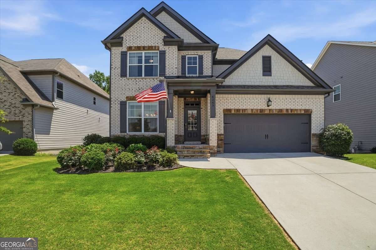 5 bedroom, 4.5 bathroom, 3,218 sq ft single family residence for sale at 6265 Privet Way, Cumming, GA 30028 — photo 3