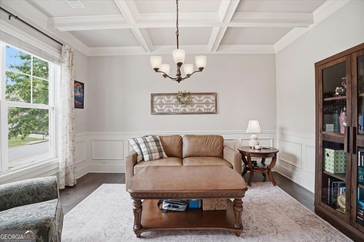 5 bedroom, 4.5 bathroom, 3,218 sq ft single family residence for sale at 6265 Privet Way, Cumming, GA 30028 — photo 8