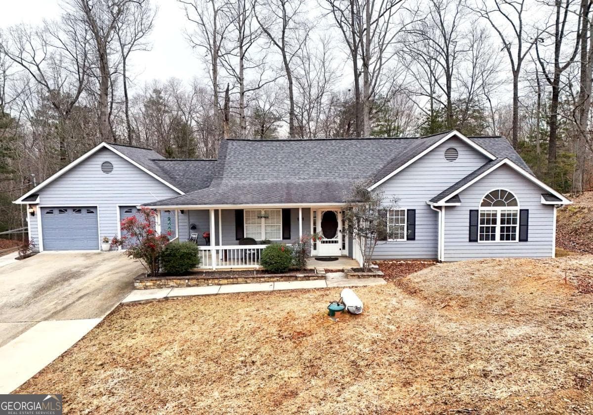 3 bedroom, 2 bathroom, 1,400 sq ft single family residence for sale at 111 Seneca Way, Ellijay, GA 30540 — photo 7