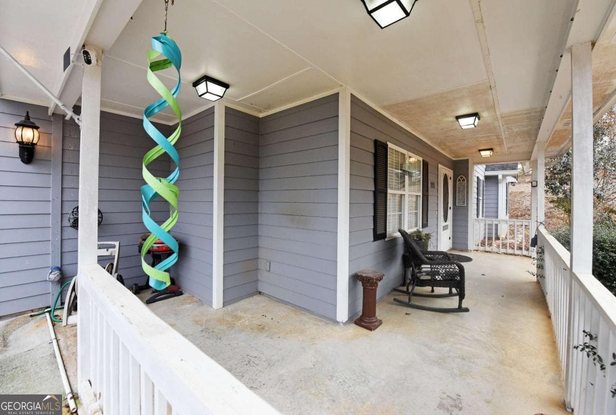 3 bedroom, 2 bathroom, 1,400 sq ft single family residence for sale at 111 Seneca Way, Ellijay, GA 30540 — photo 5