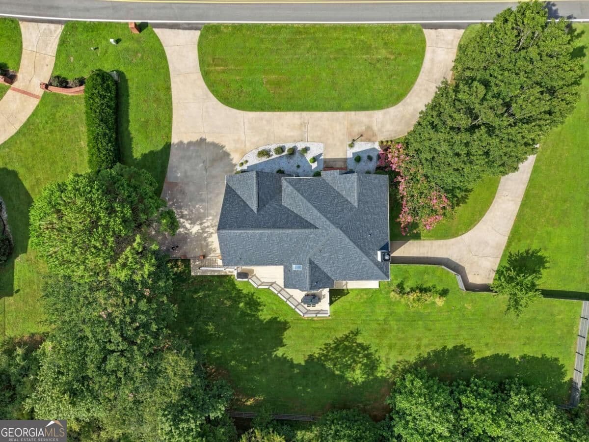 4 bedroom, 3.5 bathroom, 3,992 sq ft single family residence for sale at 296 Cloudland Road, Dahlonega, GA 30533 — photo 8