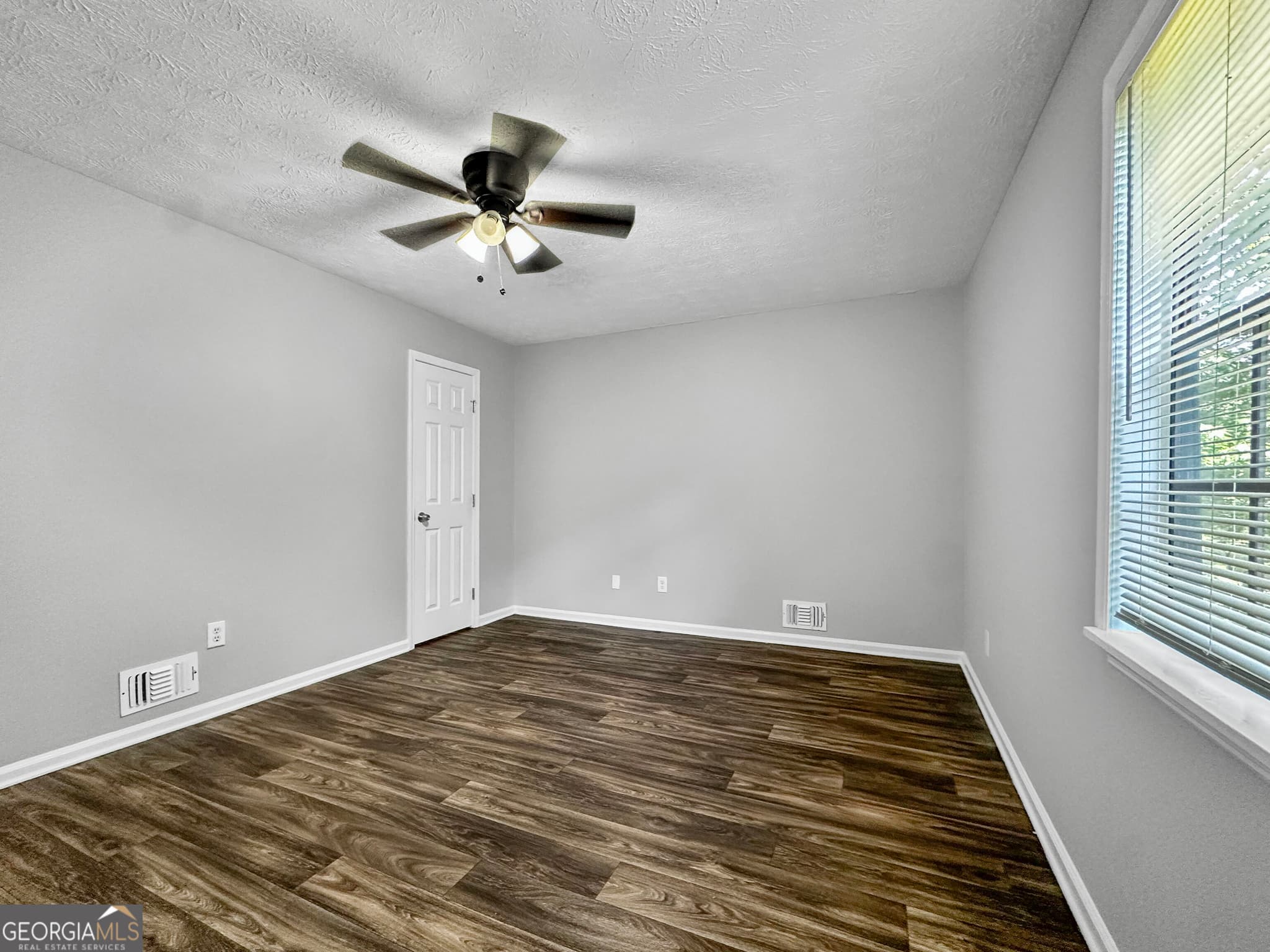 3 bedroom, 2 bathroom, 3,200 sq ft single family residence for rent at 191 Aaron Court, Riverdale, GA 30274 for $1,760 a month — photo 10