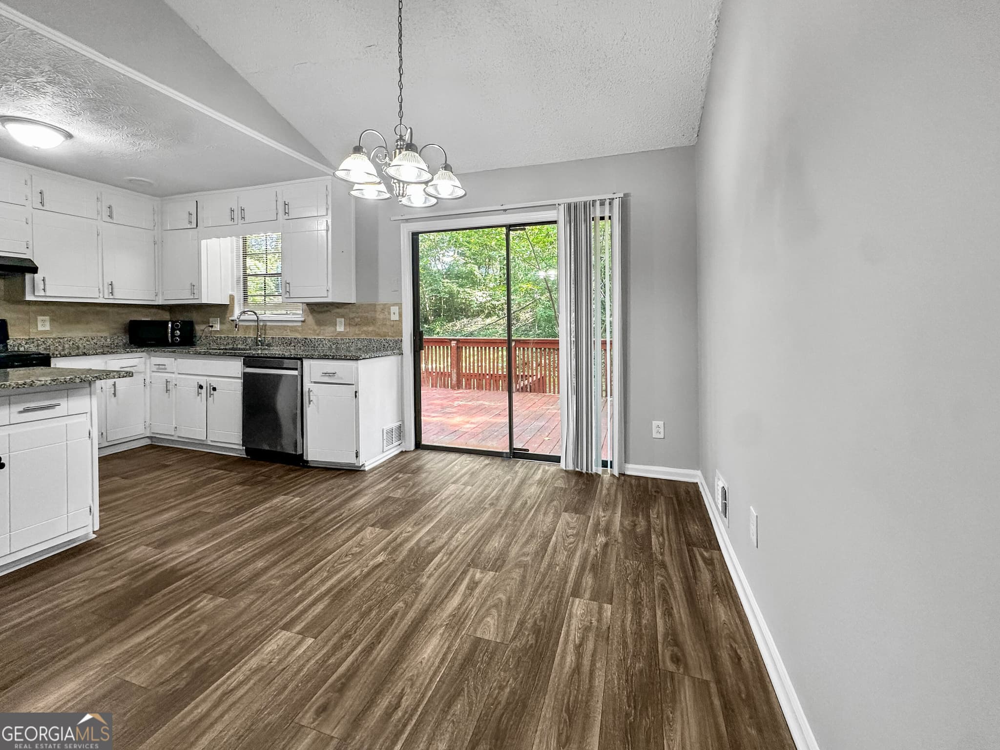 3 bedroom, 2 bathroom, 3,200 sq ft single family residence for rent at 191 Aaron Court, Riverdale, GA 30274 for $1,760 a month — photo 4