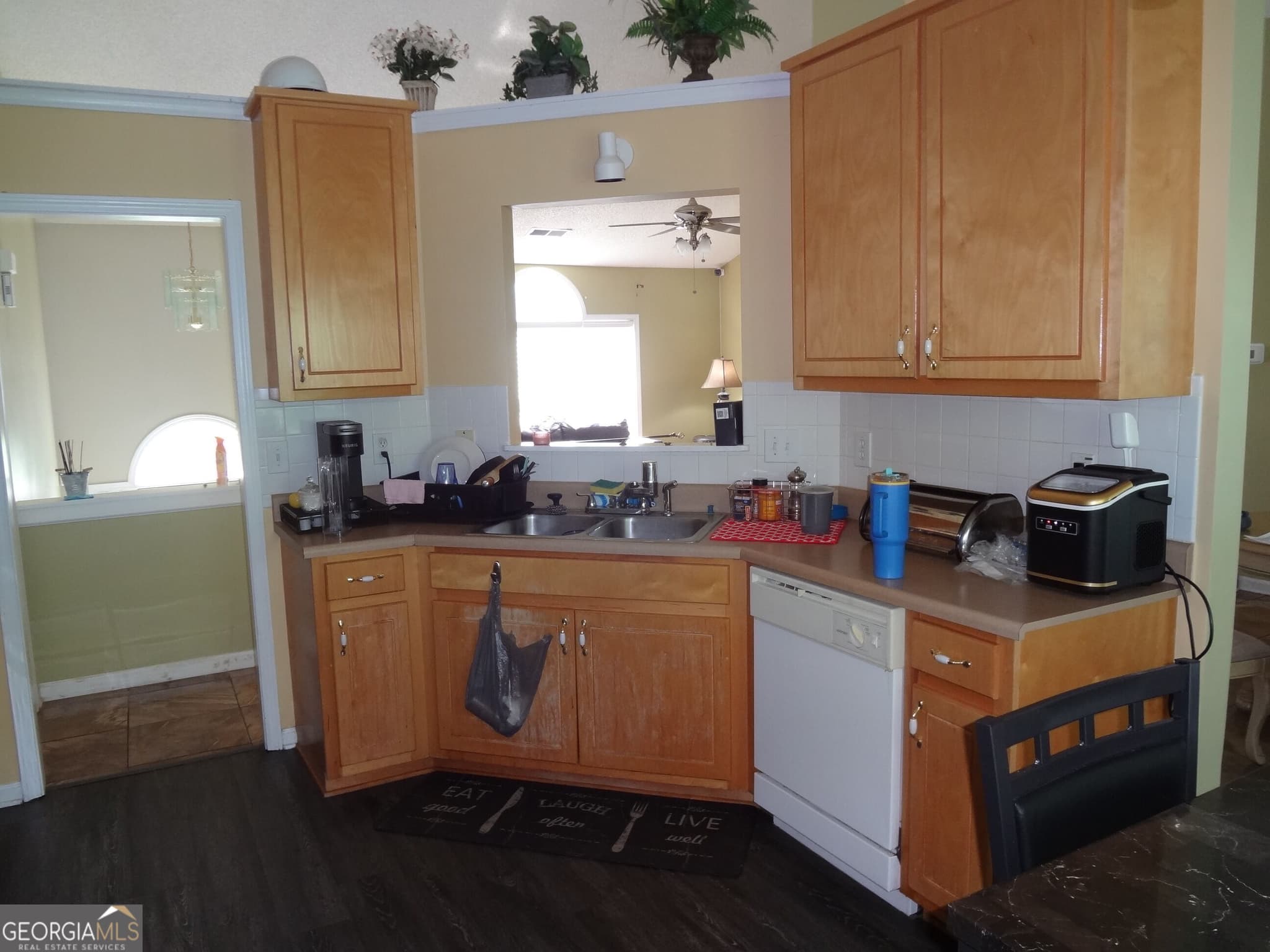 4 bedroom, 3 bathroom, 2,313 sq ft single family residence for sale at 4748 Mitchells Ridge Drive, Ellenwood, GA 30294 — photo 9