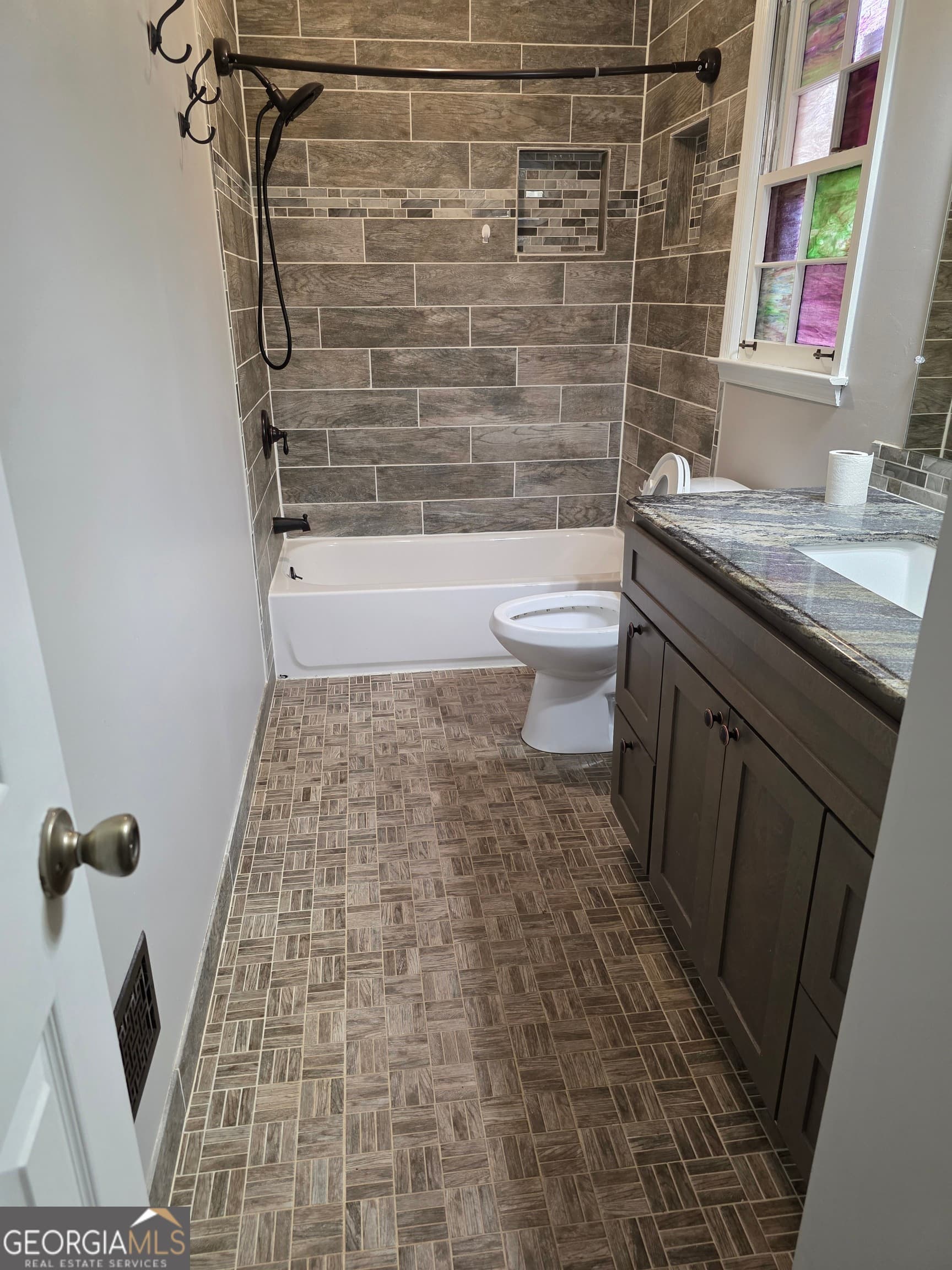3 bedroom, 2 bathroom, 1,414 sq ft single family residence for rent at 214 Candler Road, Mcdonough, GA 30253 for $1,750 a month — photo 6