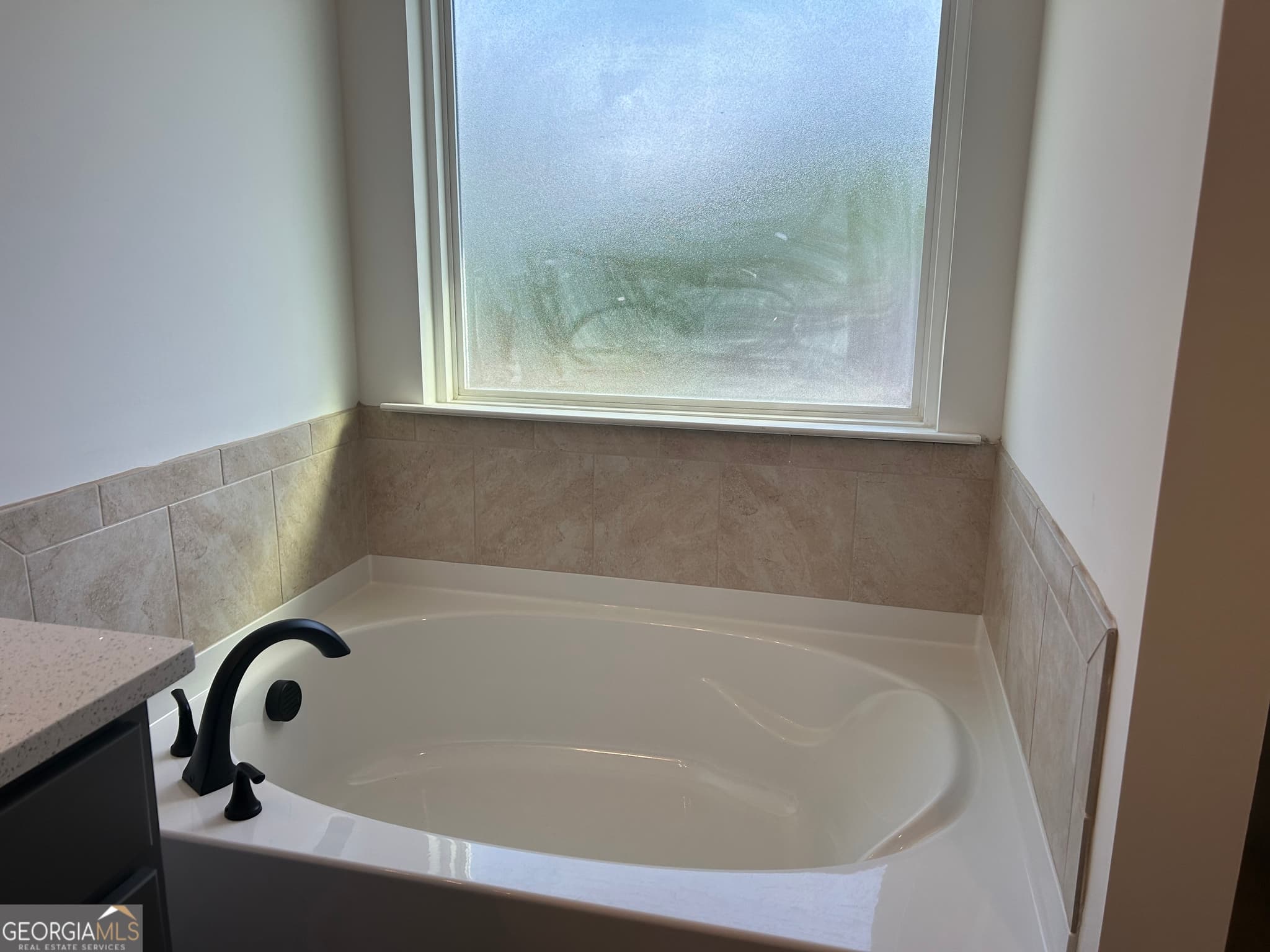 4 bedroom, 2.5 bathroom, 2,131 sq ft single family residence for sale at 1157 Barrington Place Way, Macon, GA 31220 — photo 5