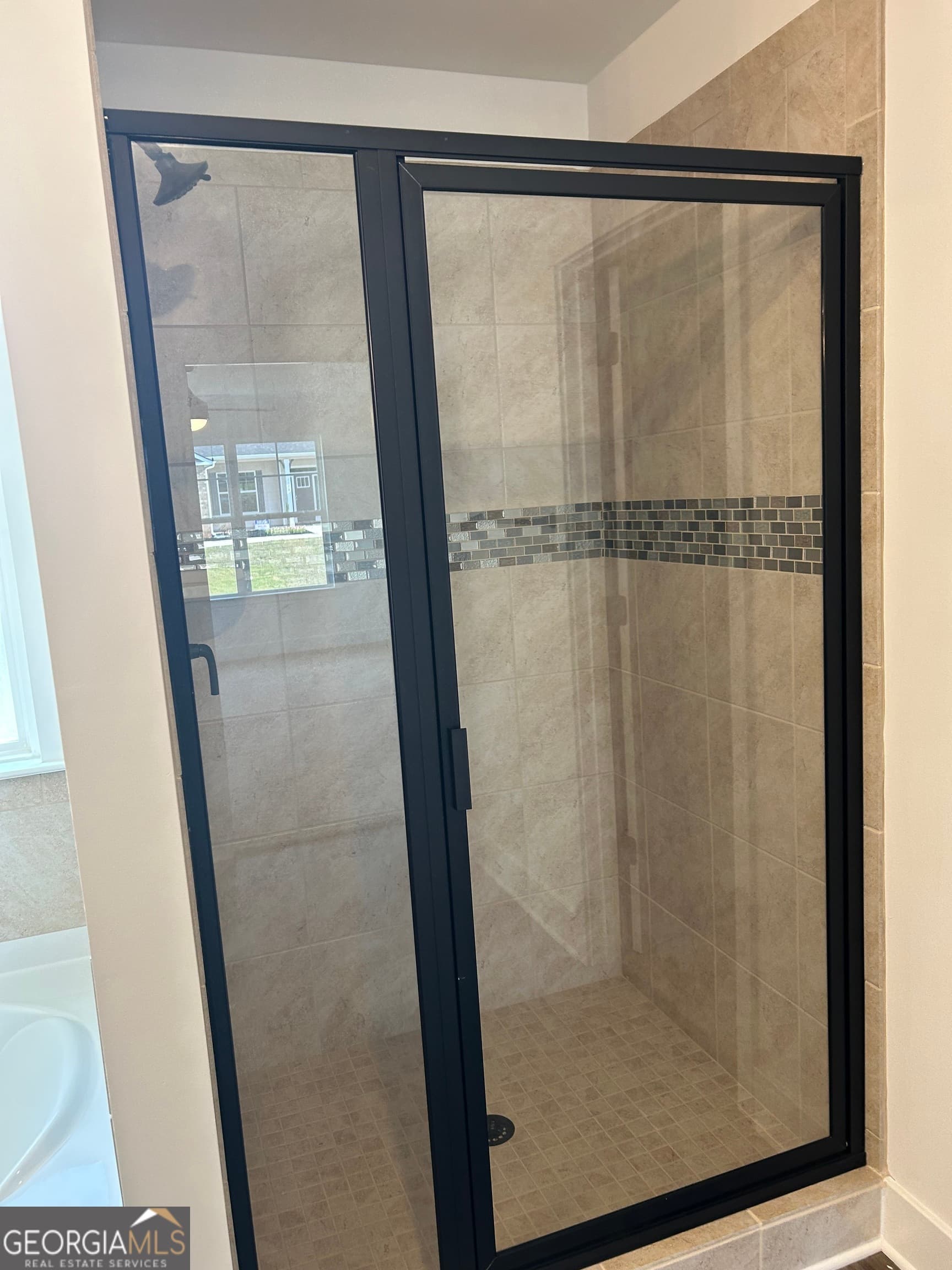 4 bedroom, 2.5 bathroom, 2,131 sq ft single family residence for sale at 1157 Barrington Place Way, Macon, GA 31220 — photo 4