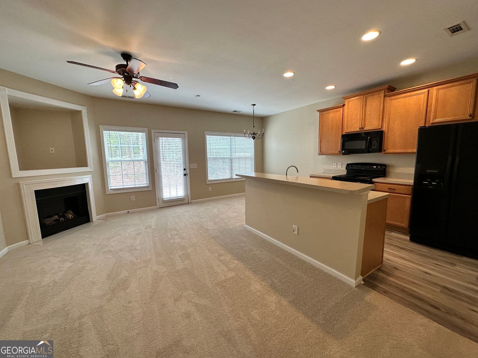 3 bedroom, 2.5 bathroom townhouse for rent at 2371 Marbleridge Drive, Gainesville, GA 30501 for $2,400 a month — photo 8