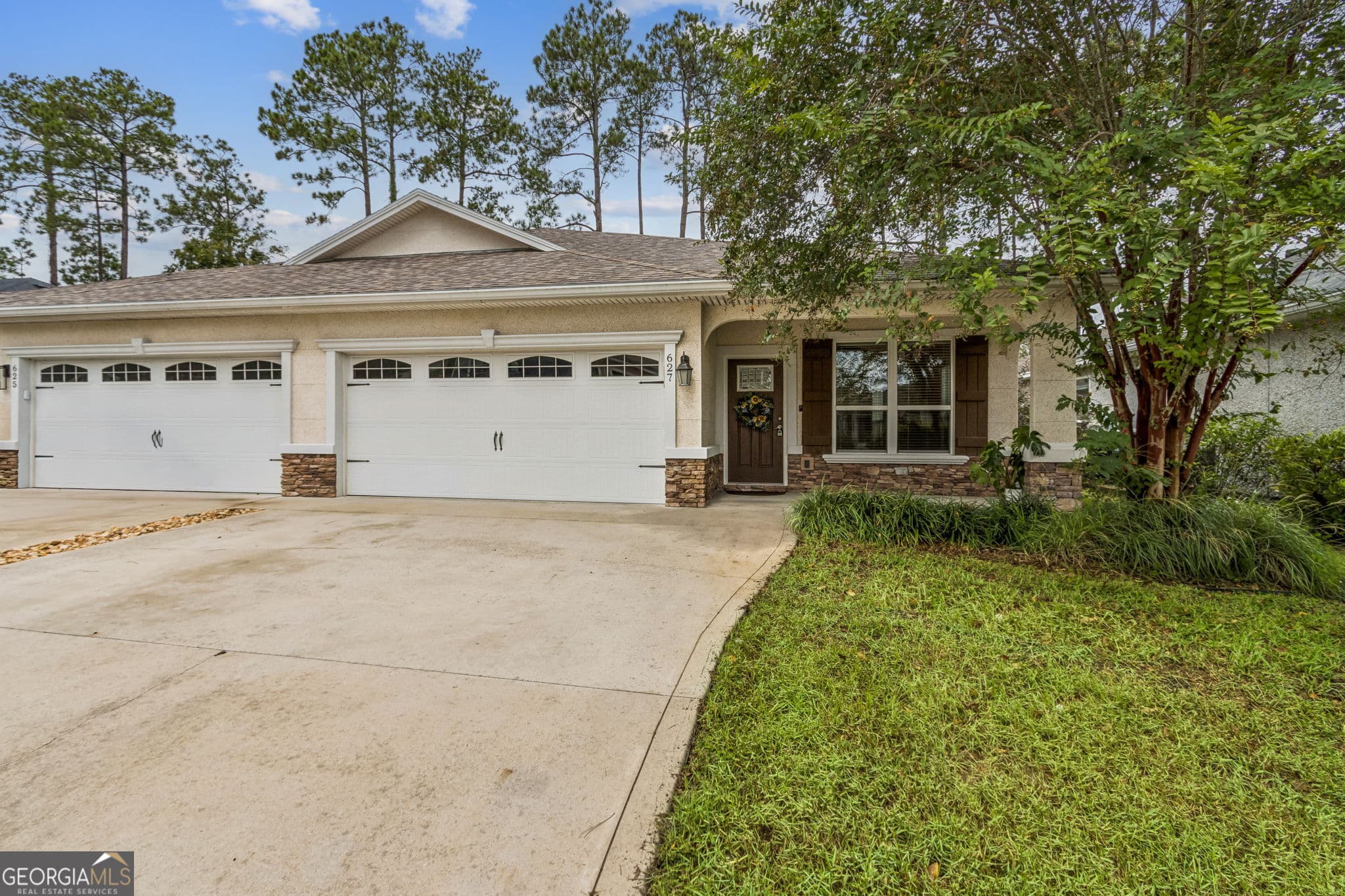 3 bedroom, 2 bathroom, 1,742 sq ft single family residence for sale at 627 Eagle Boulevard, Kingsland, GA 31548 — photo 2