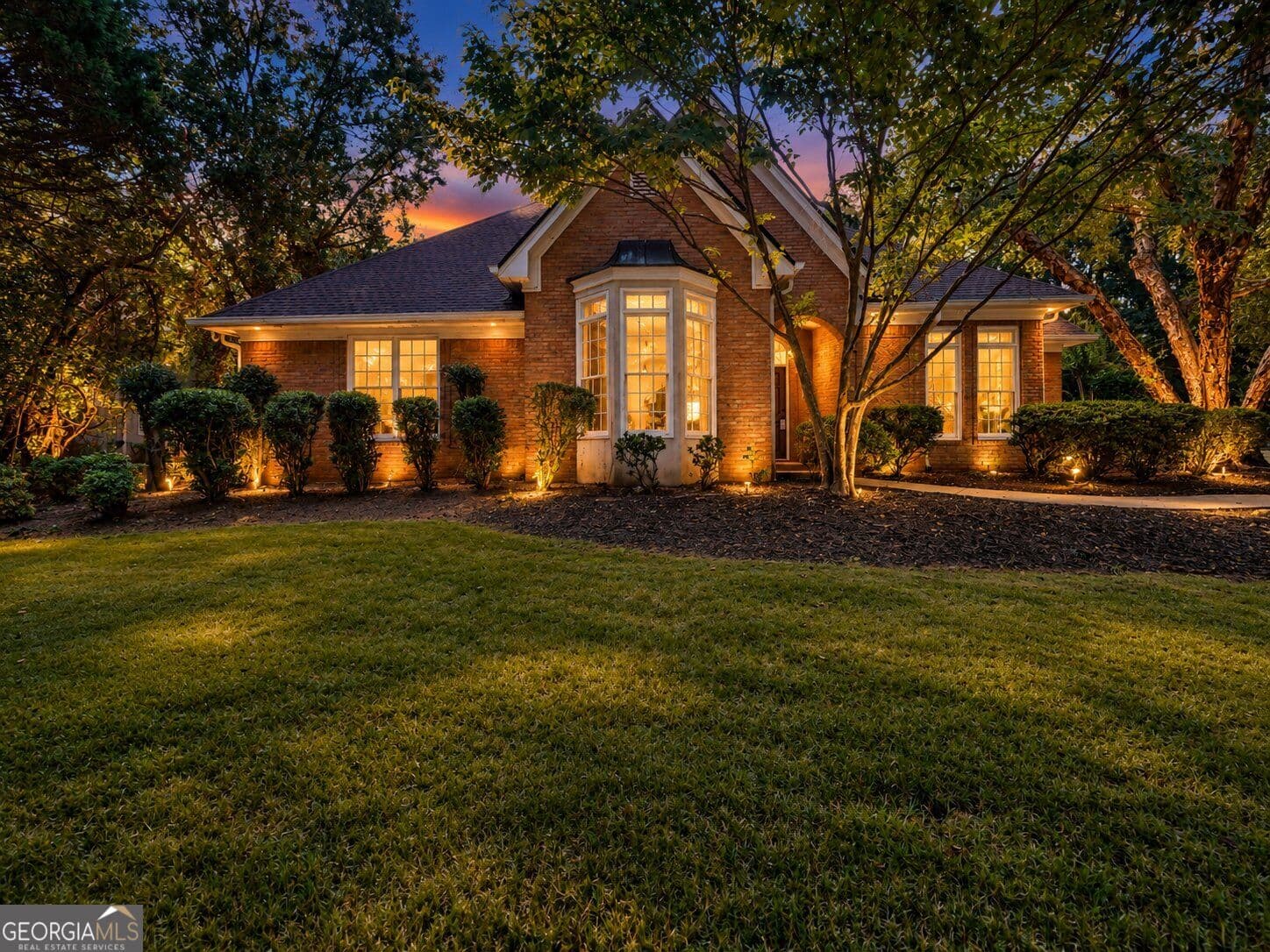 3 bedroom, 3 bathroom, 2,854 sq ft single family residence for sale at 307 Montrose Drive, Mcdonough, GA 30253