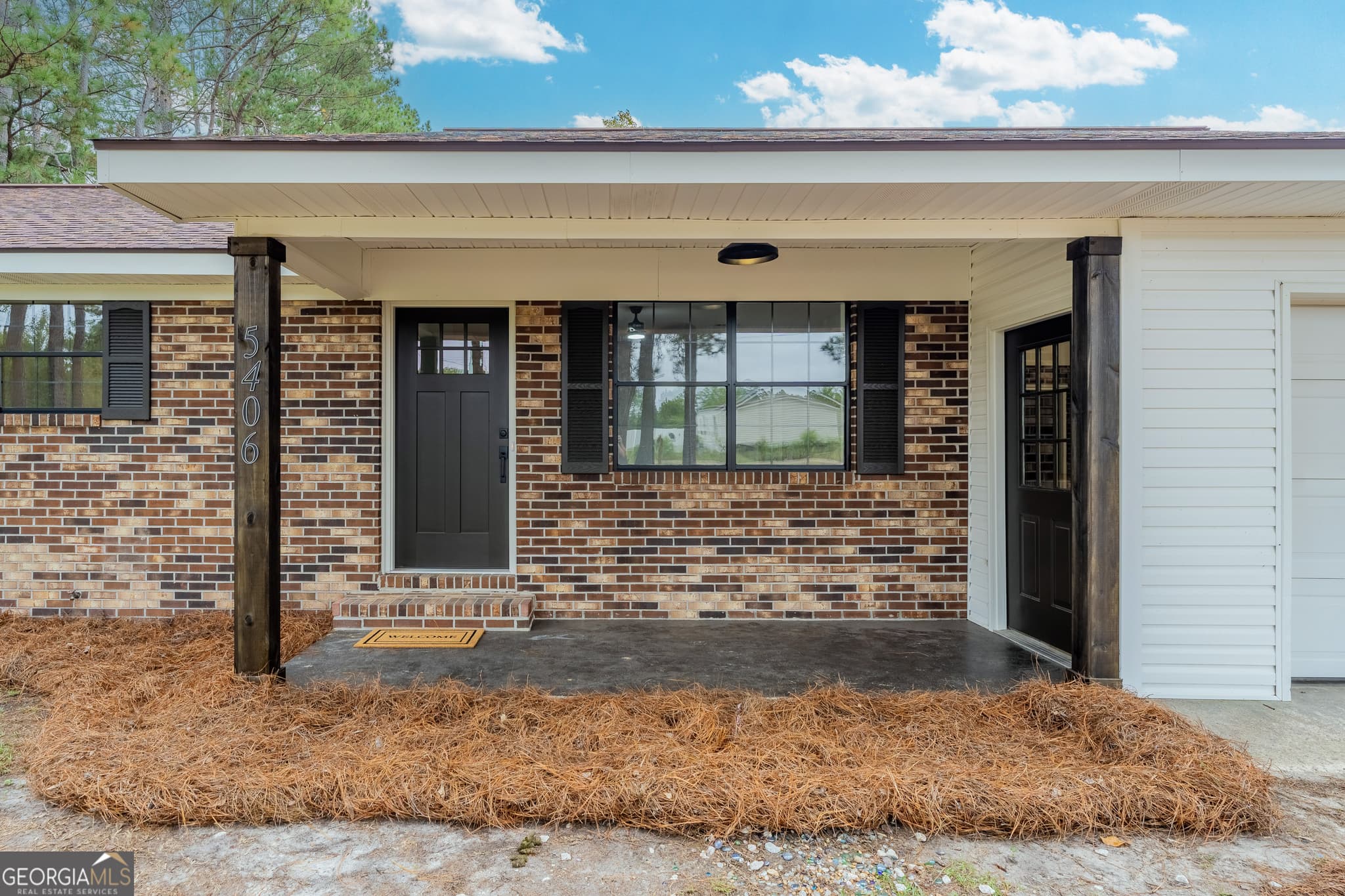 3 bedroom, 2 bathroom, 1,669 sq ft single family residence sold at 5406 Blue Spruce Road, Blackshear, GA 31516