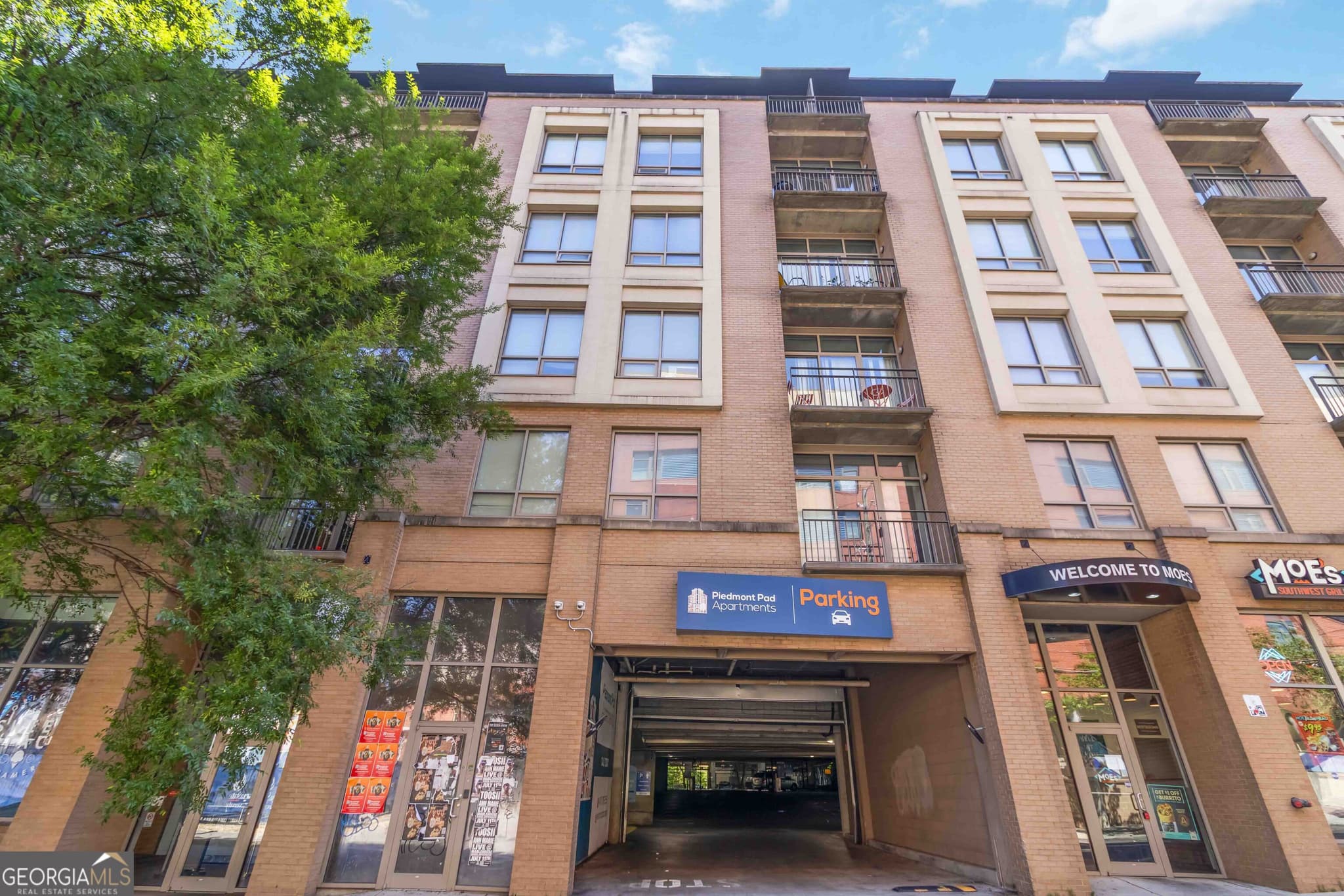 2 bedroom, 2 bathroom, 1,091 sq ft condominium for sale at 171 Auburn Avenue 527, Atlanta, GA 30303 — photo 3
