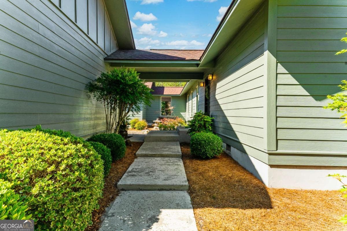 3 bedroom, 3 bathroom single family residence for sale at 4236 S Newton Road, Millen, GA 30442 — photo 6