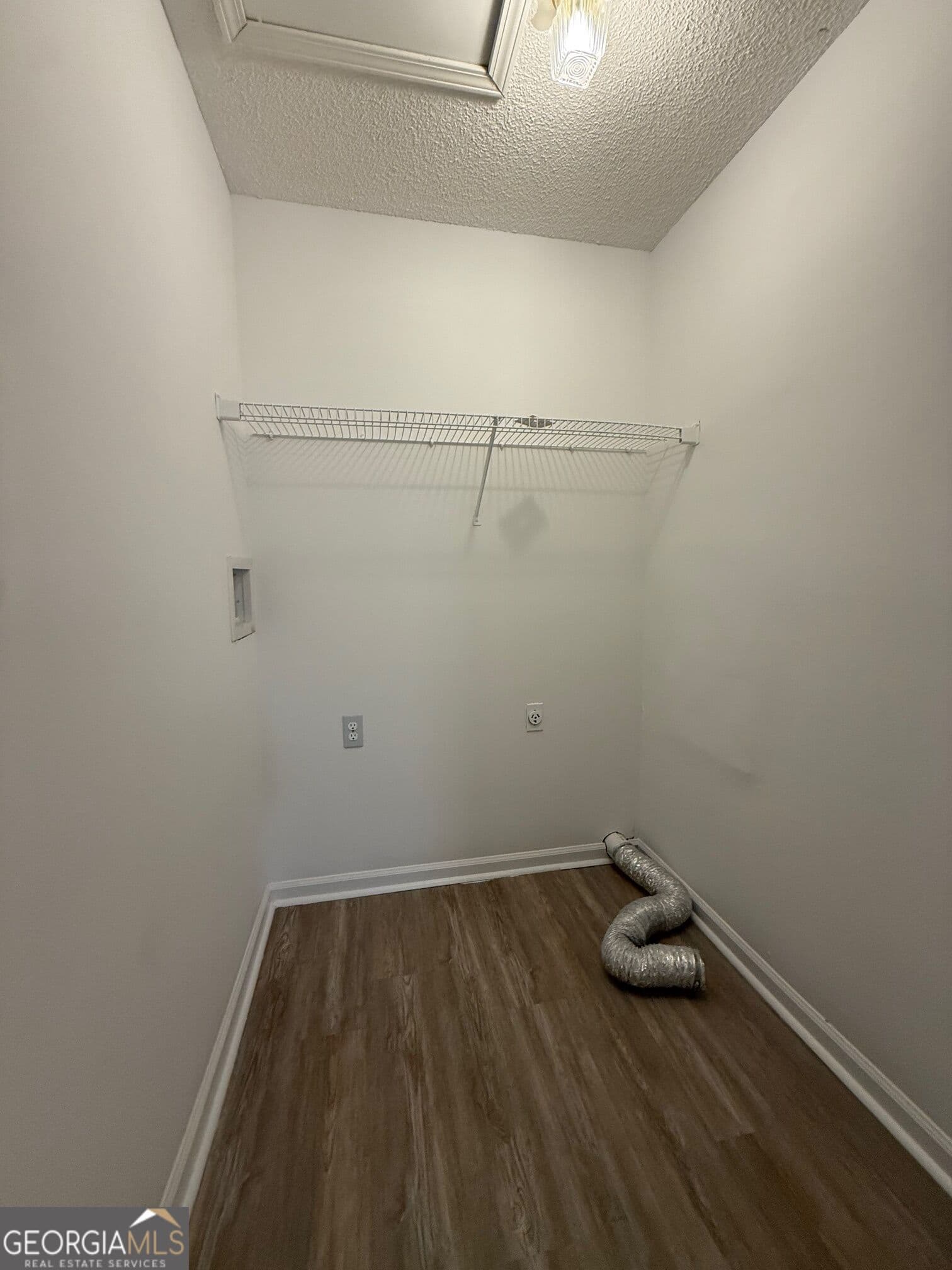1 bedroom, 1 bathroom apartment for rent at 320 Ridgewood Avenue B4, Gainesville, GA 30501 for $1,235 a month — photo 9