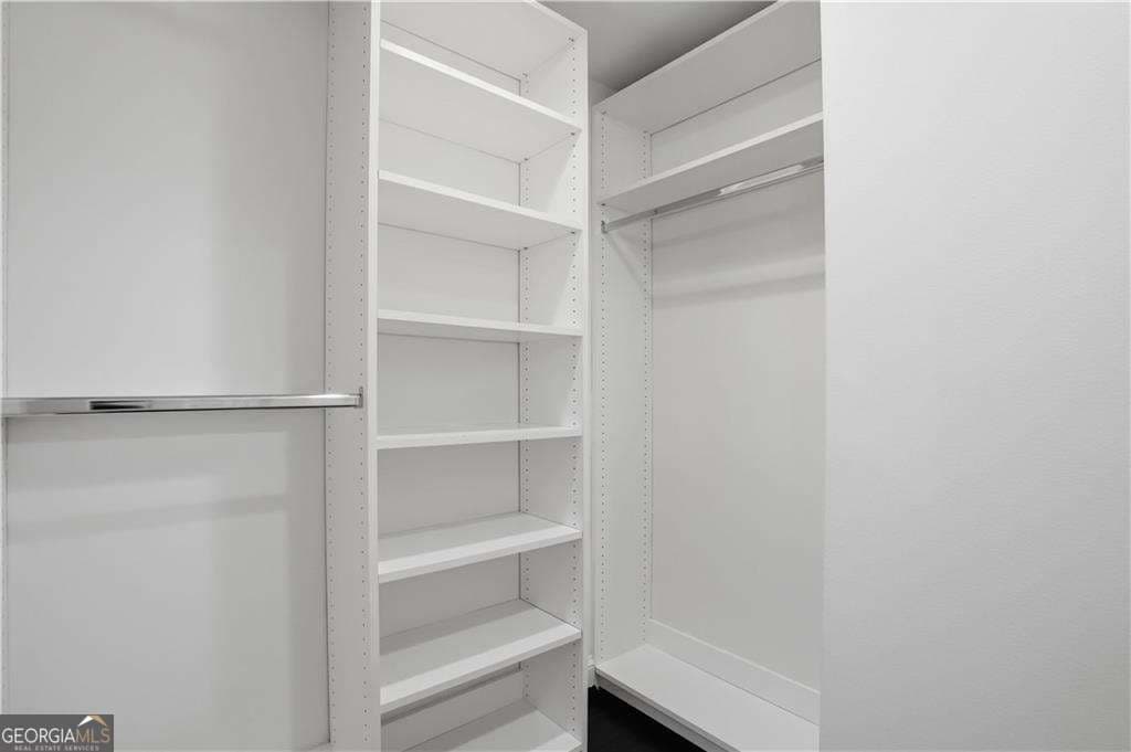 2 bedroom, 2 bathroom, 1,265 sq ft condominium sold at 3481 Lakeside Drive 2903, Atlanta, GA 30326