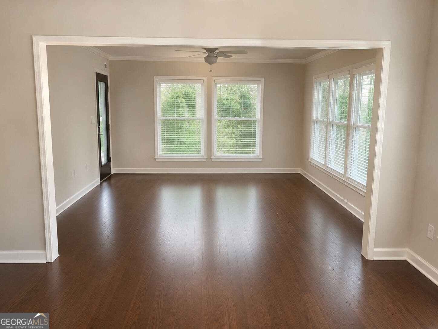 4 bedroom, 3.5 bathroom, 2,751 sq ft single family residence for sale at 4380 Dunmore Road, Marietta, GA 30068 — photo 4
