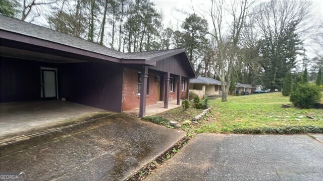 5 bedroom, 3 bathroom, 1,584 sq ft single family residence for sale at 2314 Omaha Road, Atlanta, GA 30331 — photo 3