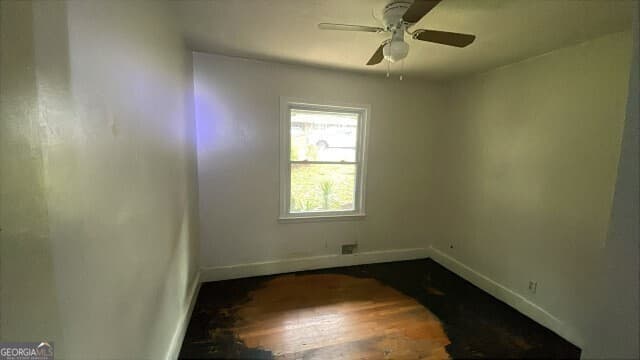5 bedroom, 3 bathroom, 1,584 sq ft single family residence for sale at 2314 Omaha Road, Atlanta, GA 30331 — photo 10