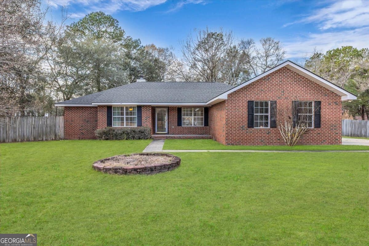 4 bedroom, 2 bathroom, 1,901 sq ft single family residence for sale at 153 Hughes Drive, Midway, GA 31320