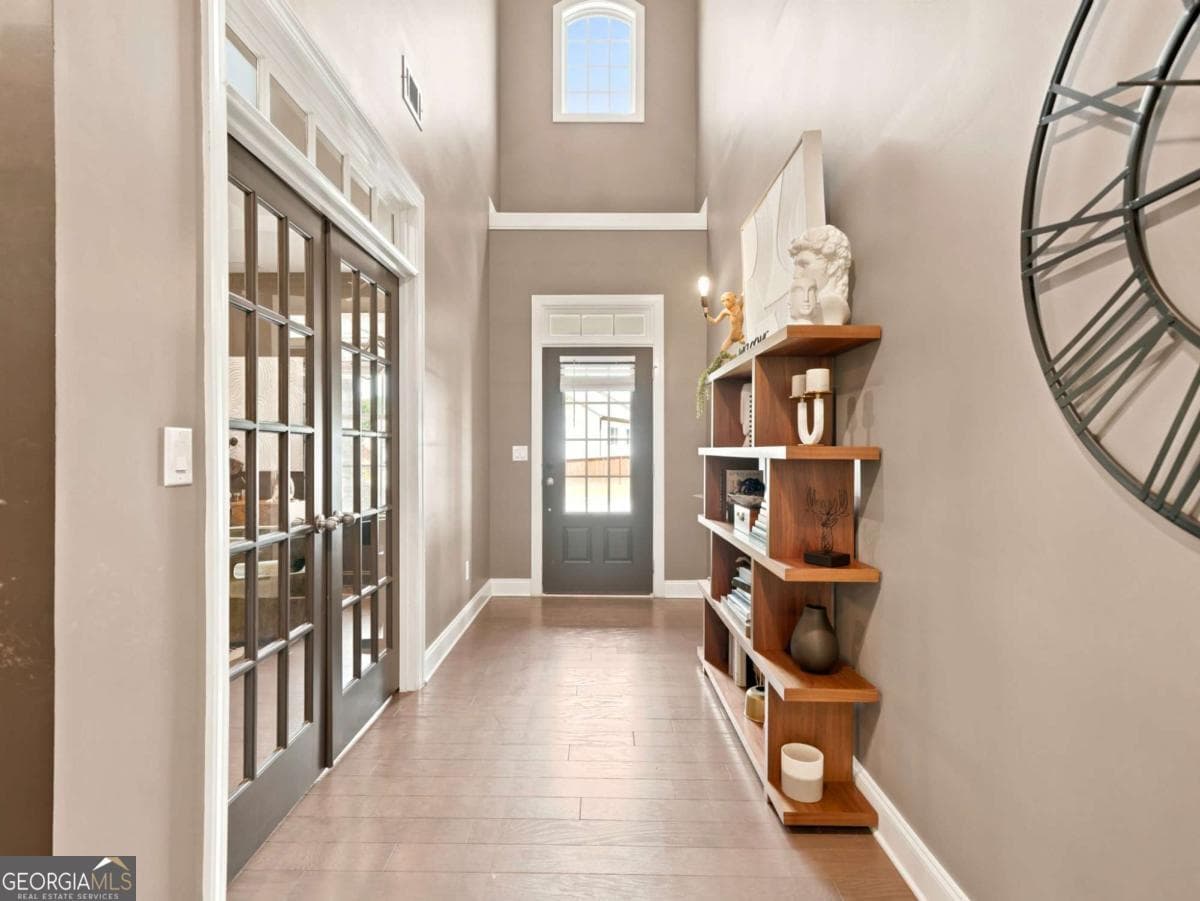 5 bedroom, 4 bathroom, 3,706 sq ft single family residence for sale at 542 Flyingbolt Run, Canton, GA 30115 — photo 6