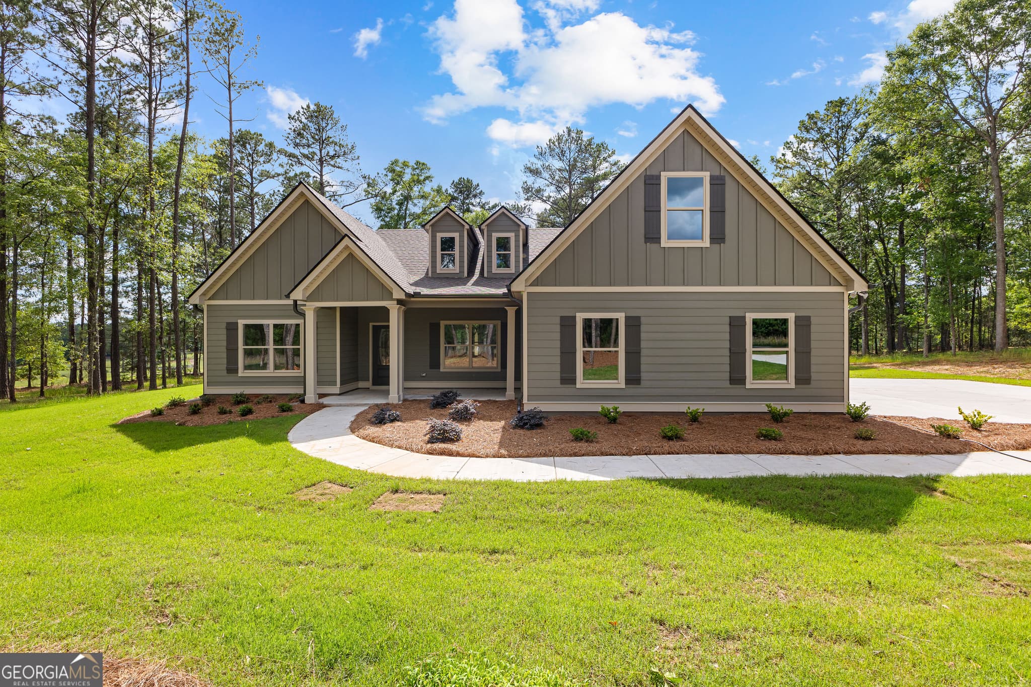 4 bedroom, 3 bathroom, 2,521 sq ft single family residence for sale at 1224 Waymanville Road, Thomaston, GA 30286 — photo 1 of 47