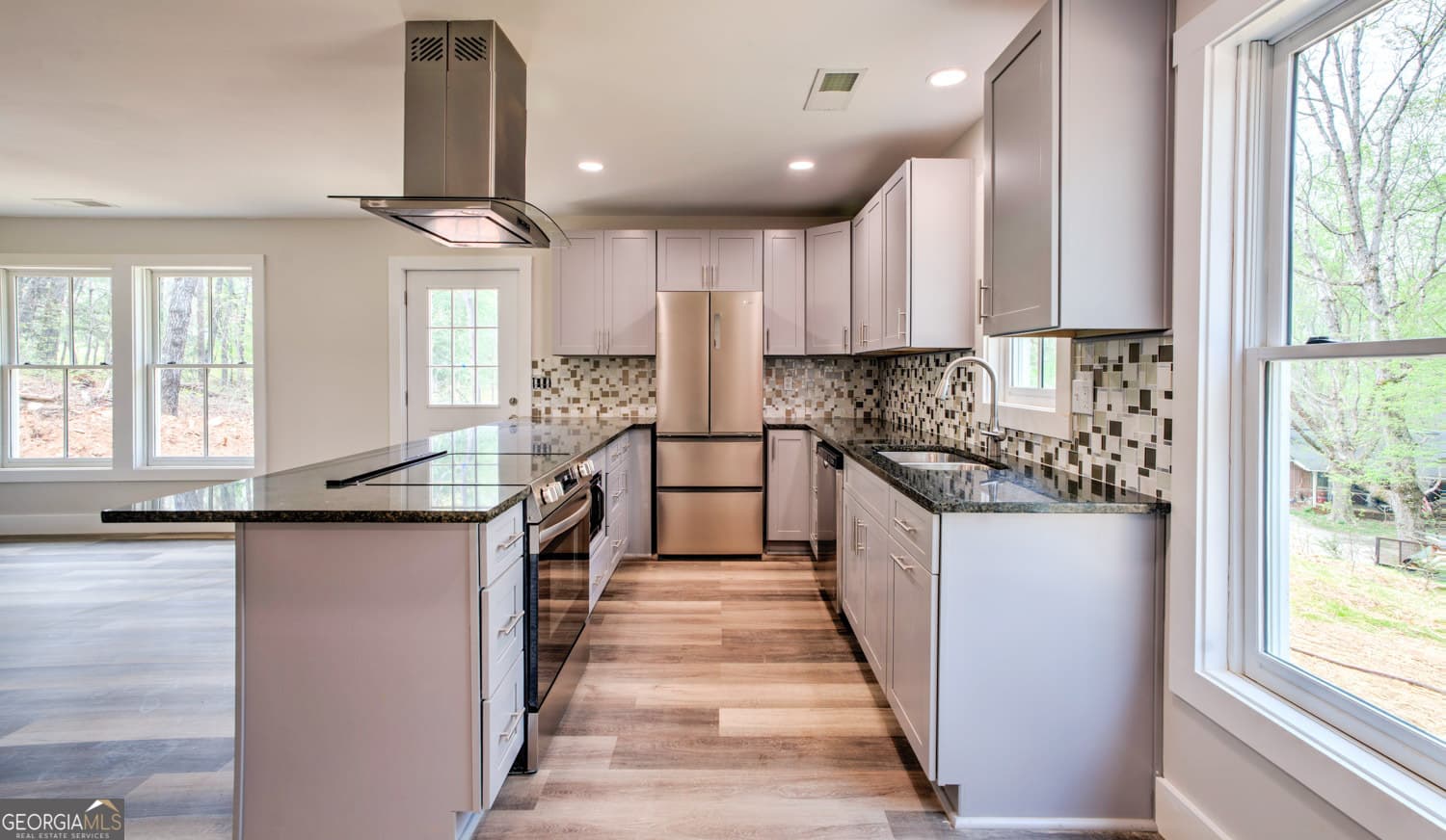 1 bedroom, 1 bathroom, 867 sq ft single family residence for sale at 136 Key Lane, Lakemont, GA 30552 — photo 10
