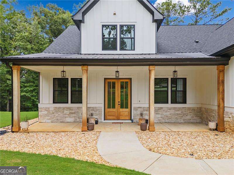 4 bedroom, 4 bathroom, 3,358 sq ft single family residence for sale at 2943 Dabbs Bridge Road, Dallas, GA 30132 — photo 2