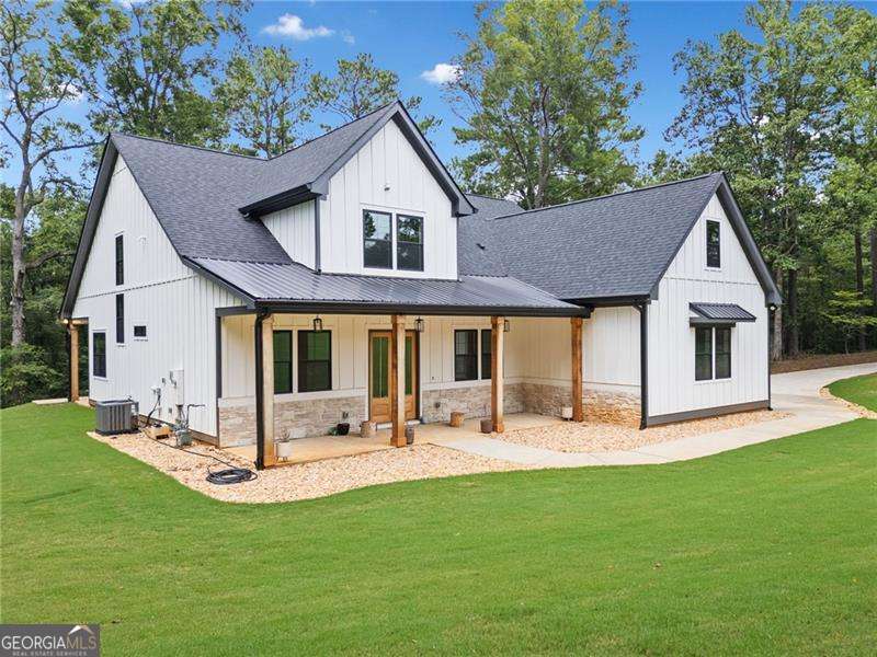 4 bedroom, 4 bathroom, 3,358 sq ft single family residence for sale at 2943 Dabbs Bridge Road, Dallas, GA 30132 — photo 3