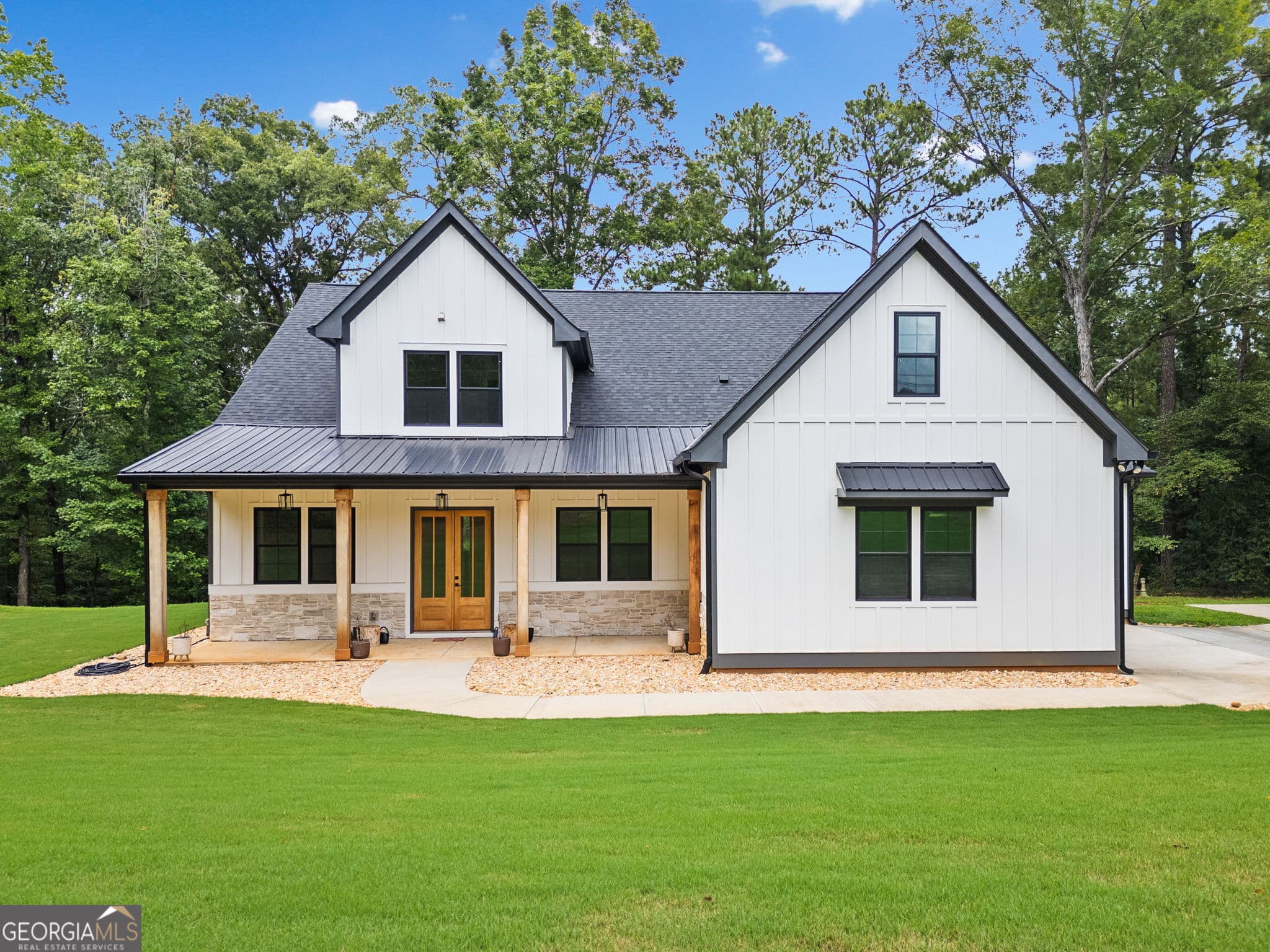 4 bedroom, 4 bathroom, 3,358 sq ft single family residence for sale at 2943 Dabbs Bridge Road, Dallas, GA 30132 — photo 4