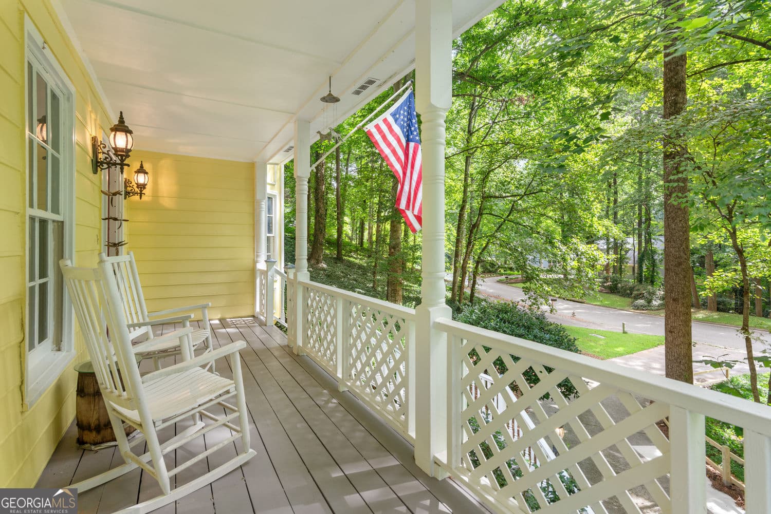 4 bedroom, 3 bathroom, 3,524 sq ft single family residence for sale at 11690 Highland Colony Drive, Roswell, GA 30075 — photo 6