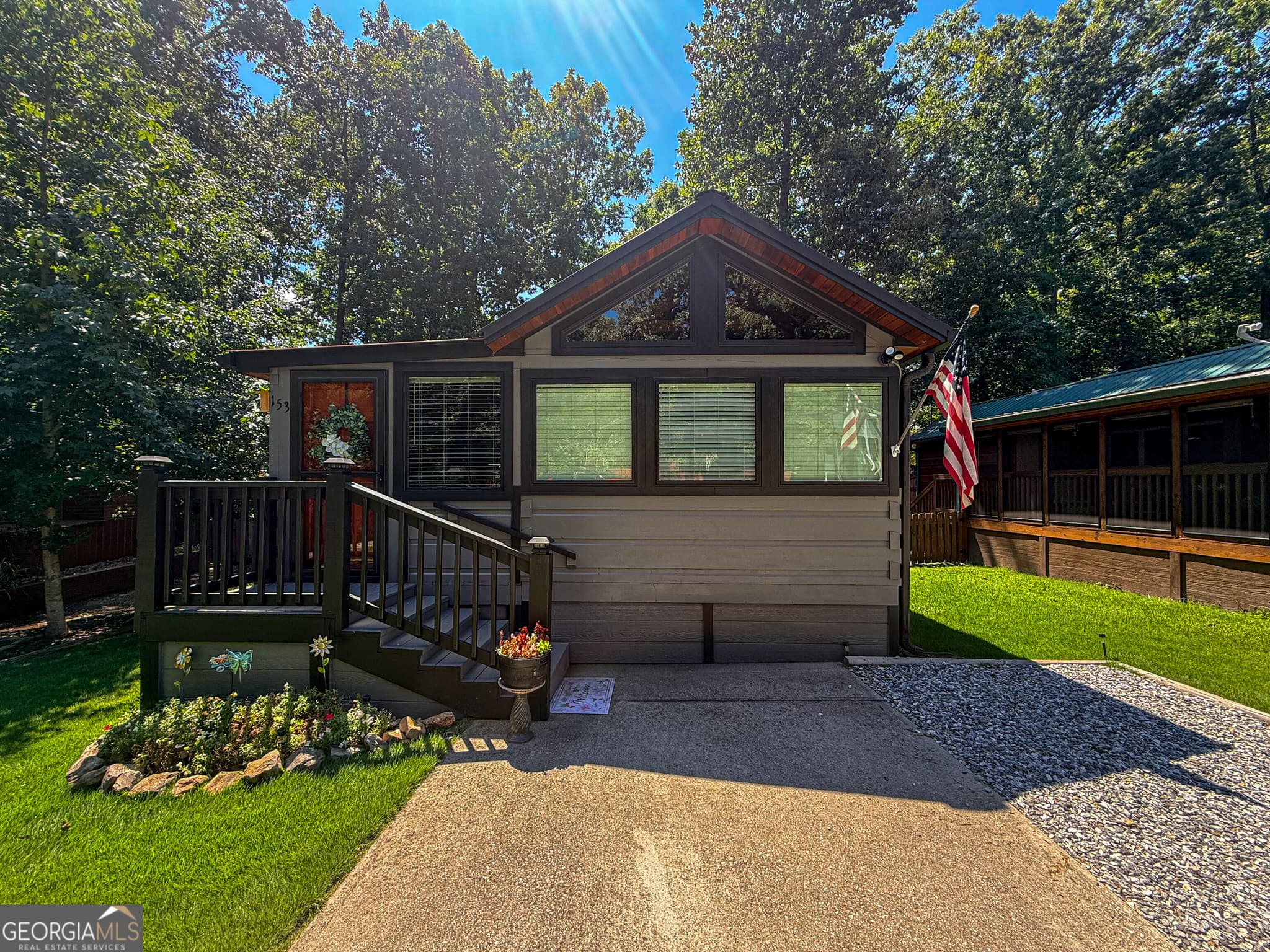 1 bedroom, 1 bathroom manufactured home,single family residence for sale at 153 Elkmont Trail, Cleveland, GA 30528 — photo 1 of 27