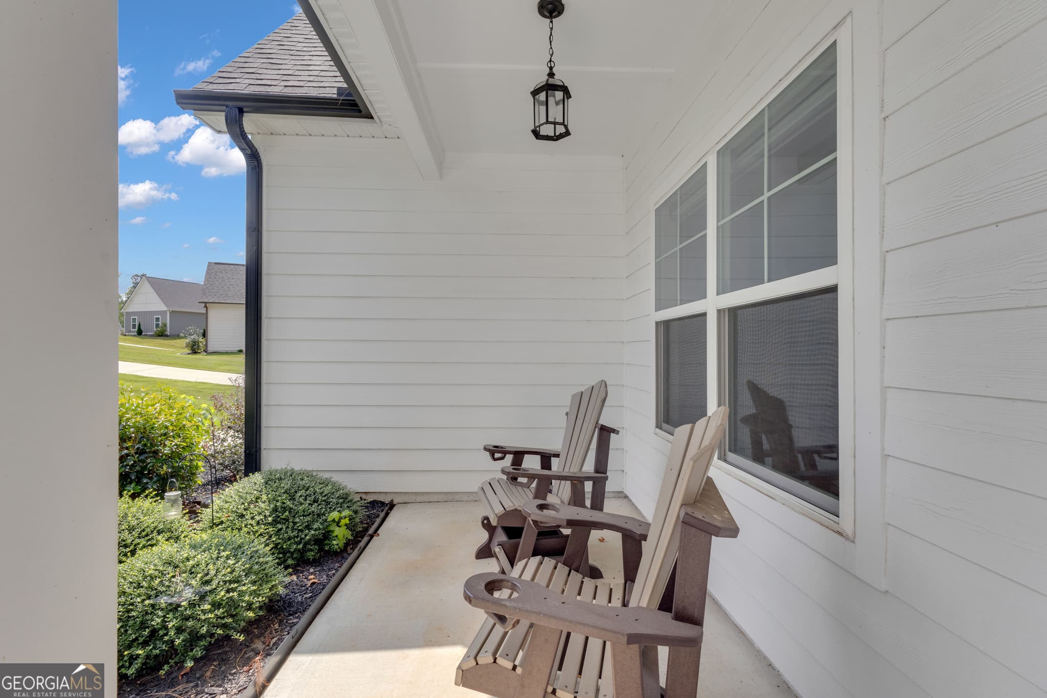 5 bedroom, 3.5 bathroom, 3,700 sq ft single family residence for sale at 130 Emery Nell Lane, Newnan, GA 30263 — photo 9